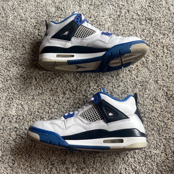 no box - Picture 2 of 5